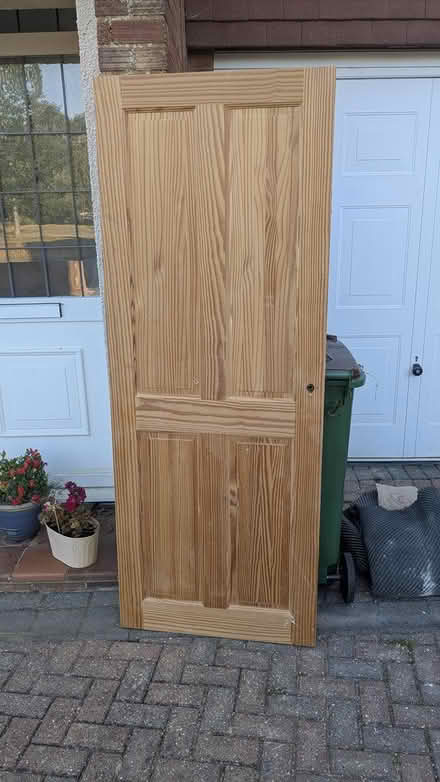 Photo of free Internal pine door (Rh122PY) #1