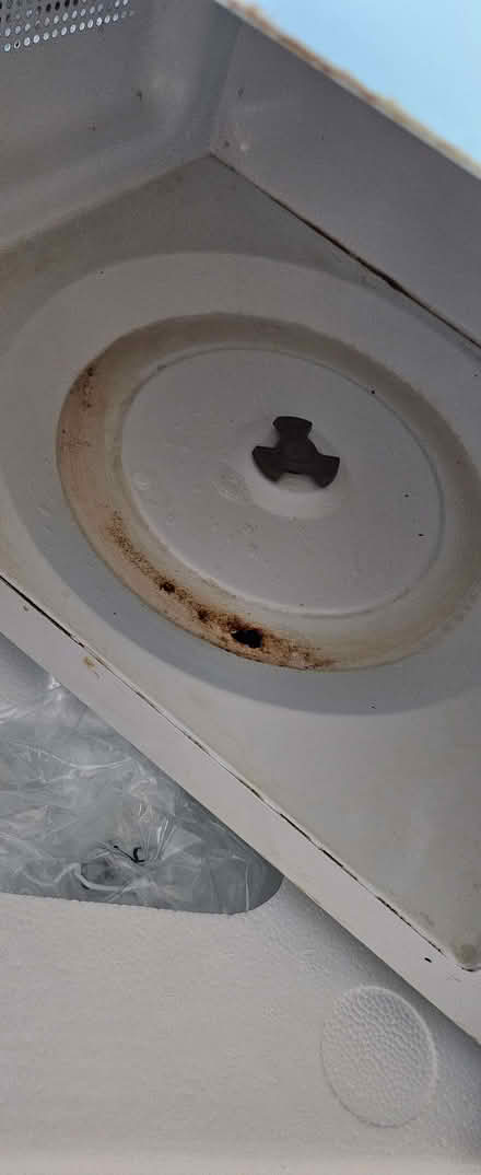 Photo of free Candy 700w Microwave (Kempston MK42) #2
