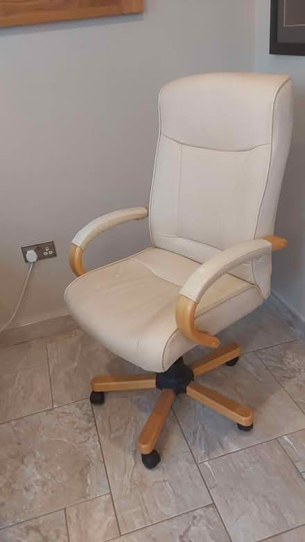 Photo of free Office chair (CH49 Upton) #2