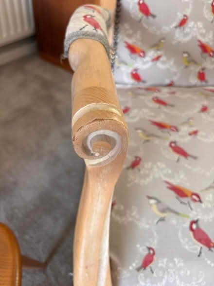 Photo of free High back chair (UpperHale GU9) #2