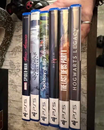 Photo of free Ps5 games & controllers (48198) #2