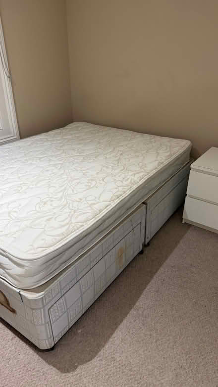 Photo of free Double divan bed and mattress (Lavender Hill SW11) #3