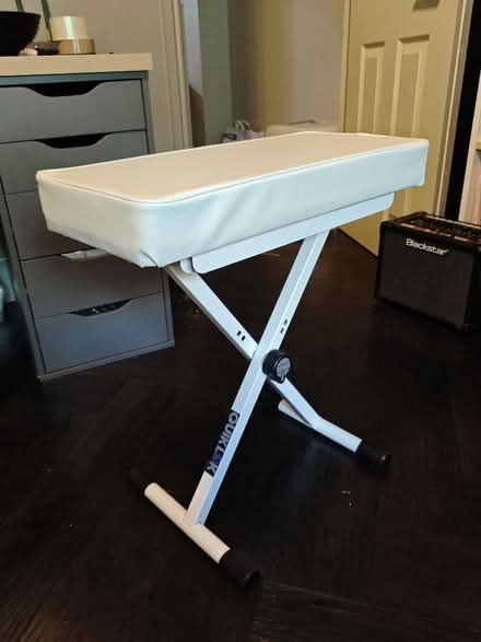 Photo of free Quiklok piano stool (white) (Clifton BS8) #1