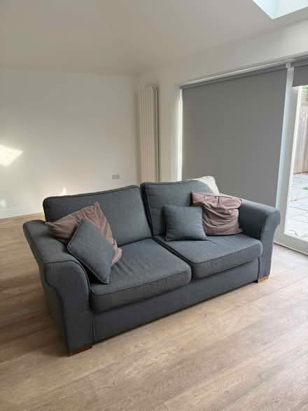 Photo of free large grey sofa (Balham SW12) #1