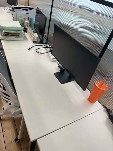 Photo of free 5 office desk chairs and 5 office desks (Fitzrovia W1T) #4