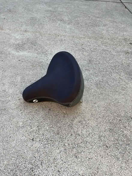 Photo of free Bicycle seat (SE AA) #2