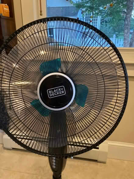 Photo of free Black+Decker Oscillating Fan (Havertown) #2