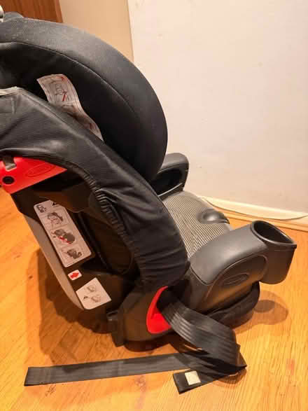 Photo of free Car seat (3-6 years old kid) (Greenstead CO4) #1