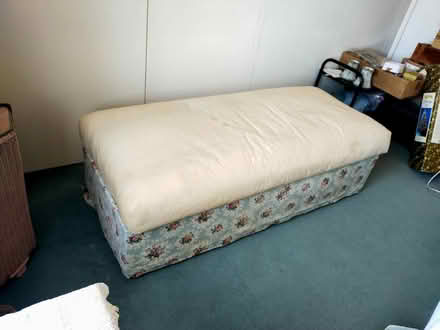 Photo of free Vintage large ottoman trunk storage (Leatherhead KT22) #2