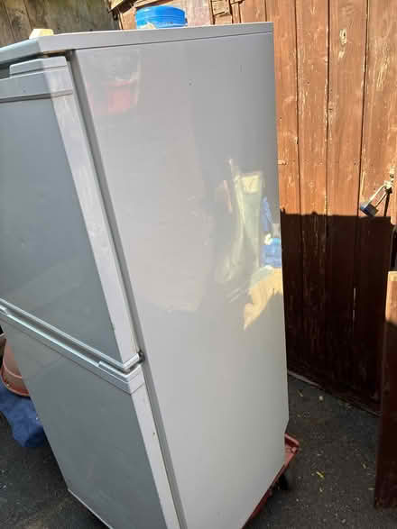 Photo of free Below fridge freezer (aylesbury HP19) #4