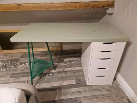 Photo of free Computer desk (Horsforth LS18) #1