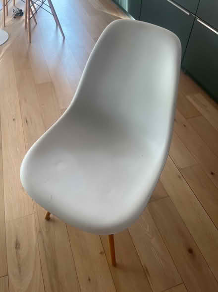 Photo of free Eames style dining chair (Crouch End N8) #1