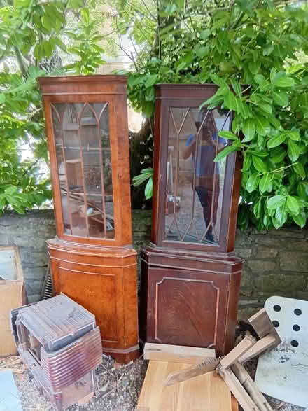 Photo of free 57 upper oldfield park several item (Upper oldfield park) #1