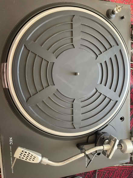 Photo of free Record player (North Finchley N12) #3