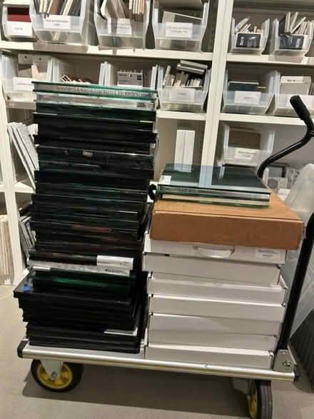 Photo of free Architectural glass samples (FiDi) #1