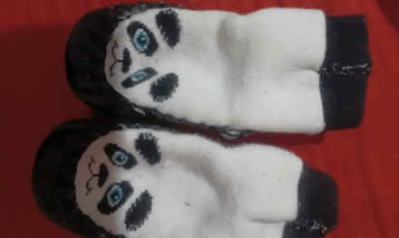 Photo of free baby girls - soft slipper shoe, EU 18-19, UK size 2-3 (Lewisham SE13) #1