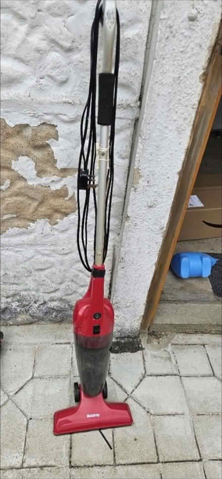 Photo of free Beldary corded vacuum cleaner (MK42 Elsto) #1