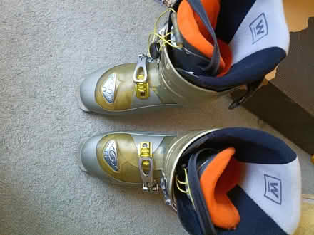 Photo of free Ski boots (South Mimms EN6) #4