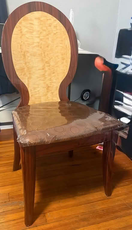 Photo of free Dinning chair (West haven) #1