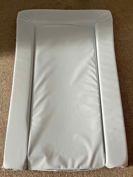 Photo of free Fox baby changing mat (Ensleigh BA1) #3