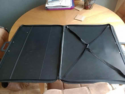 Photo of free Portfolio case (Hastings TN34) #3