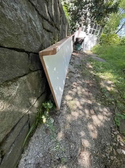 Photo of free long formica shelf (Palisades NW) #2