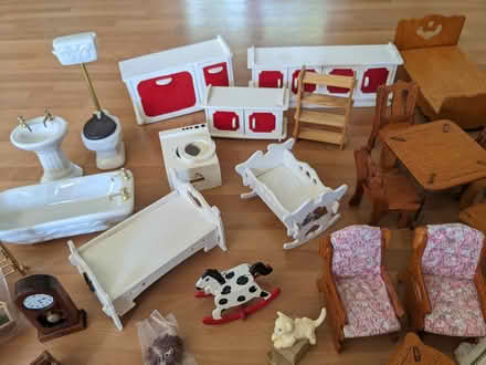 Photo of free Dolls' House furniture and accessories (Ditchling Common BN6) #3