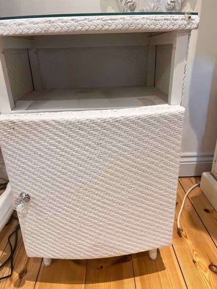 Photo of free White Lloyd Loom Side Table Bedroom Furniture (Brock Hill RG42) #3