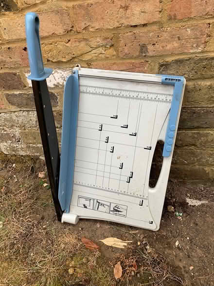 Photo of free Paper cutter (Chalfont St Giles HP8) #1