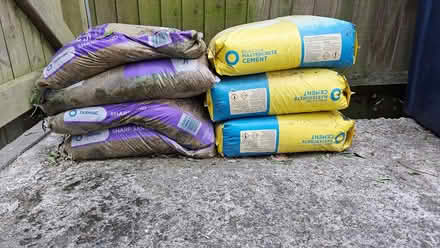 Photo of free Sand and cement (Gravel Hill SL9) #1