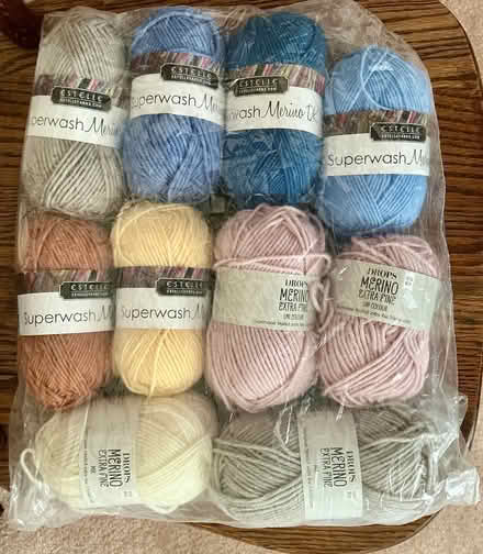 Photo of free Wool for knitting/crocheting (Mississauga - Dixie/Bloor) #1