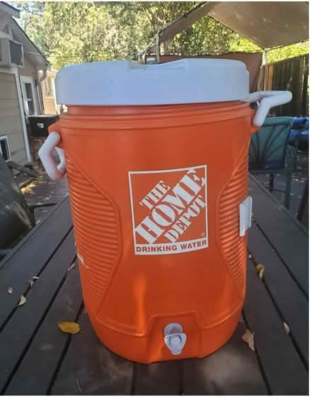 Photo of free % Gallon insulated water container (Walnut creek) #1