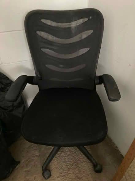 Photo of free Office chair (Southwark Park Rd SE16) #1