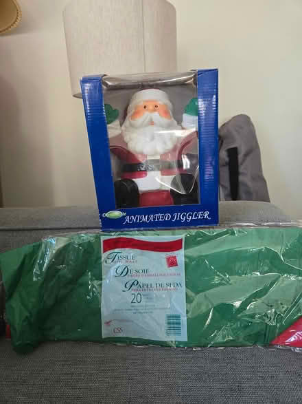 Photo of free Holiday decoration and tissue paper (Tigard) #1