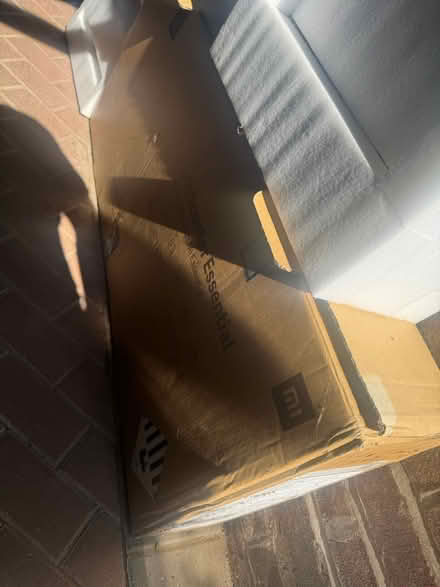 Photo of free Large box (WA4, Appleton) #1