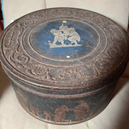 Photo of free Old tin of buttons (CB4 3) #1