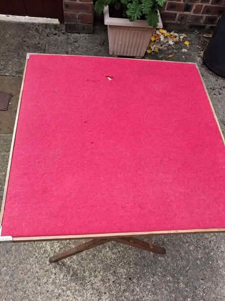 Photo of free Vintage card table (Carlisle CA1) #3