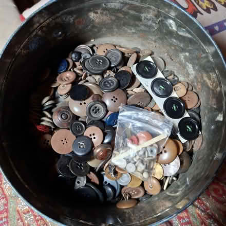 Photo of free Old tin of buttons (CB4 3) #2