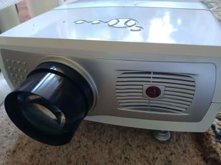 Photo of free Projector (Kingsteignton TQ12) #1