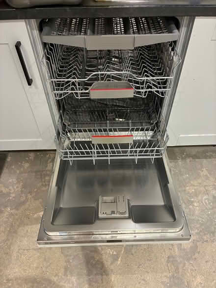 Photo of free Dishwasher (St Albans AL1 4LE) #1
