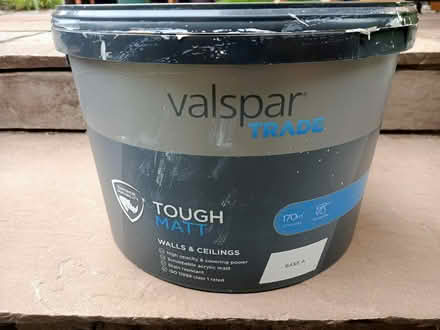 Photo of free 10 litre tub of emulsion paint (Rosemount AB25) #1
