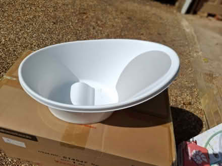 Photo of free Baby bath (Burnham Green AL6) #1