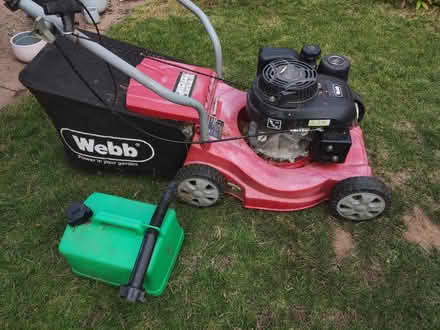 Photo of free Working lawn mower (Longbridge, B31) #1