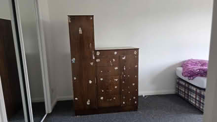 Photo of free wardrobe (Menzieshill DD2) #1