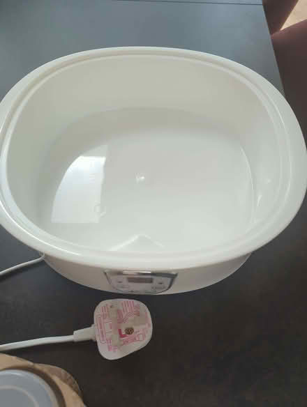 Photo of free Lakeland 7 cup electric yoghurt maker (Wimbledon SW19) #4