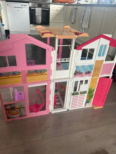 Photo of free Barbie doll house (Buckhurst Hill IG9) #1