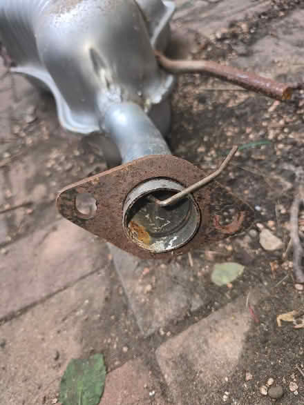 Photo of free Zafira rear exhaust box (Carshalton SM1) #2