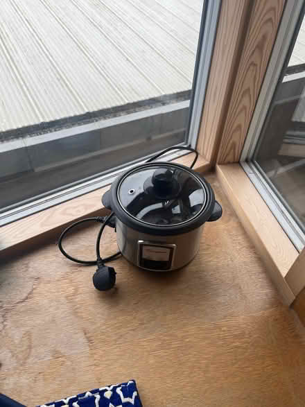 Photo of free rice cooker (Oshea South Holyrood EH8) #1