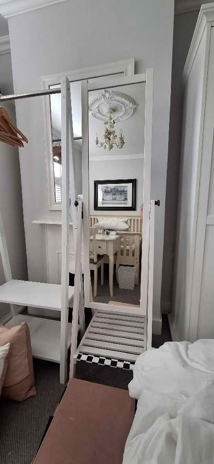 Photo of free Freestanding mirror (Lion Gate TW9) #1