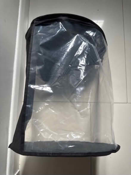 Photo of free Clean vgc bag with zip (CO4 9 Colchester) #1